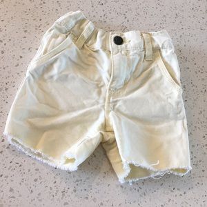 3/$20 NWOT Old Navy Pale Yellow Shorts